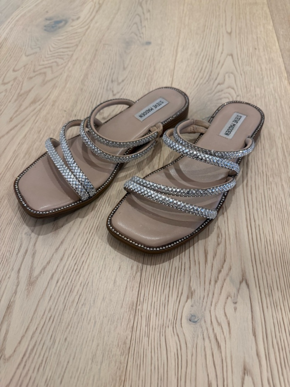 STEVE MADDEN - Size 9 - Rhinestone Strap Slide Sandals
